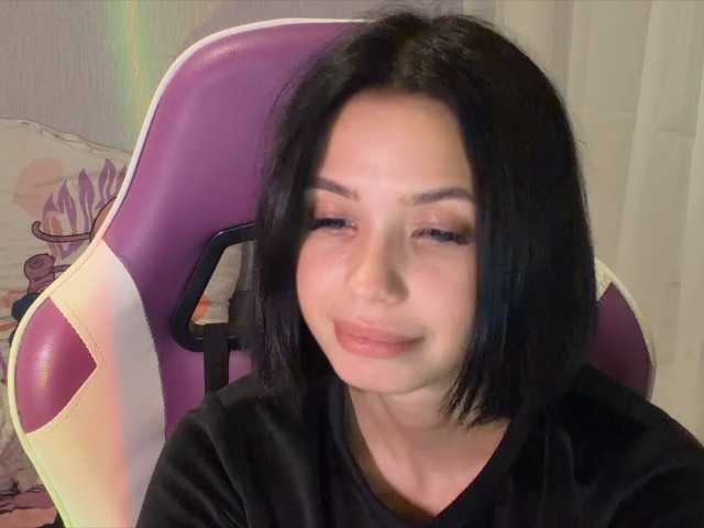 LaMiraPic live cam on BongaCams