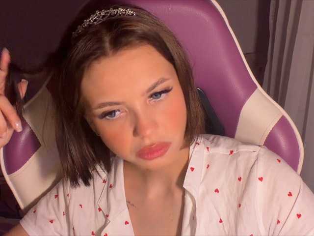 LaMiraPic live cam on BongaCams