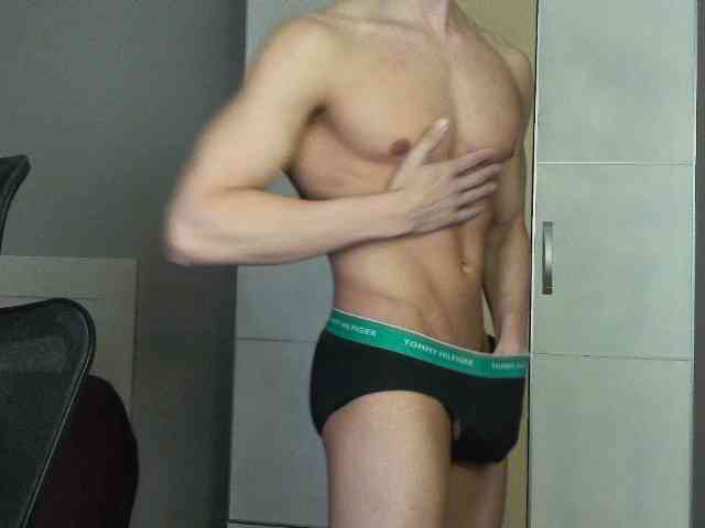 AlexTopFitX Sex Cam Show