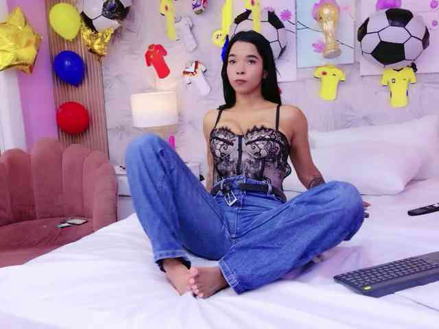 ArianaFontanie webcam