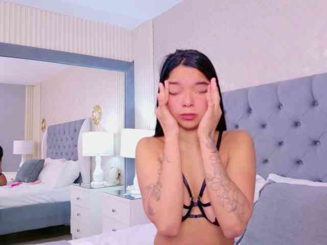 ArianaFontanie webcam