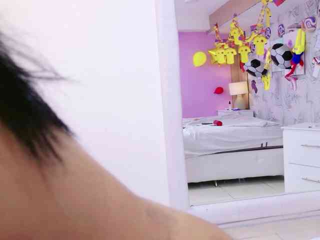 ArianaFontanie webcam