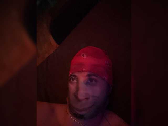 Cvetochek13 live cam on BongaCams