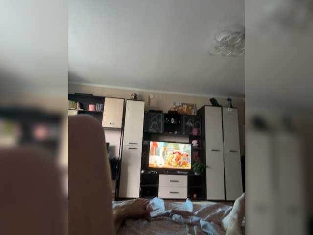 Cvetochek13 live cam on BongaCams