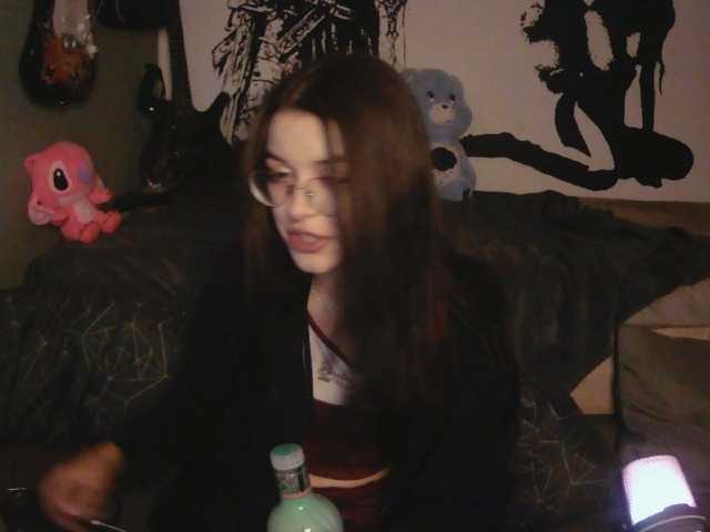 kitsun0ira live webcam show