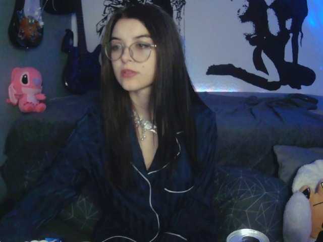 kitsun0ira live cam on BongaCams