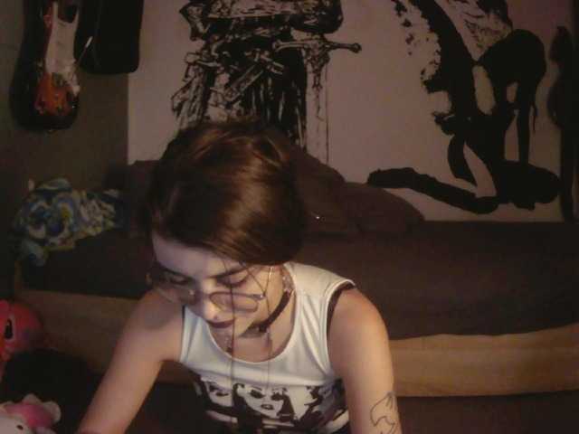 kitsun0ira live cam on BongaCams