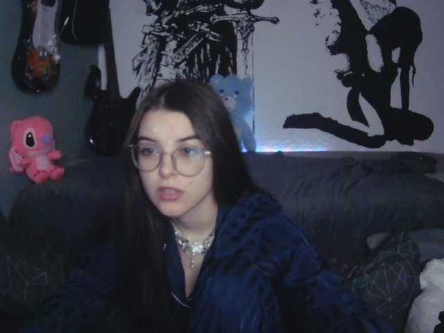 kitsun0ira live cam on BongaCams