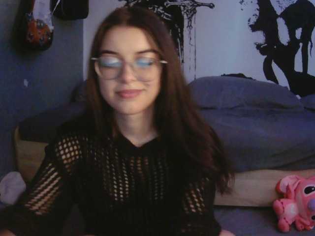 kitsun0ira live cam on BongaCams