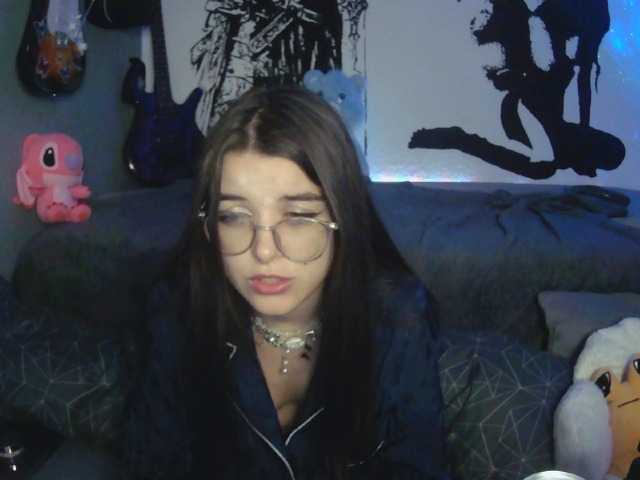 kitsun0ira cam belle