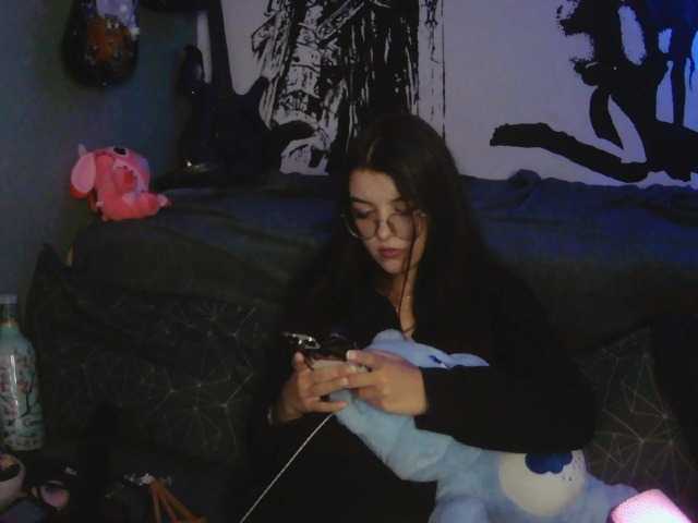 kitsun0ira live cam on BongaCams