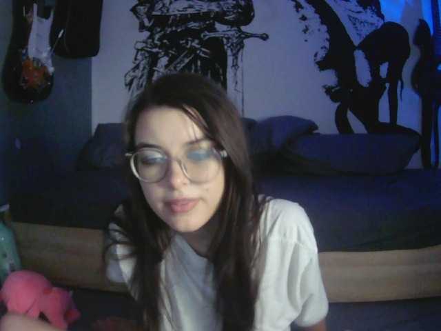 kitsun0ira live sex show