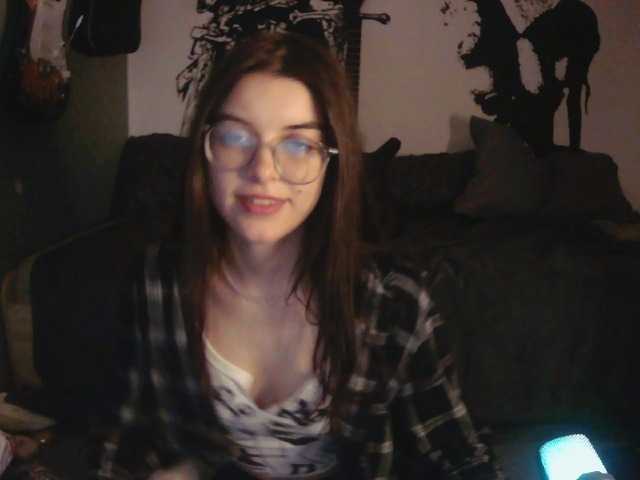 kitsun0ira live cam on BongaCams