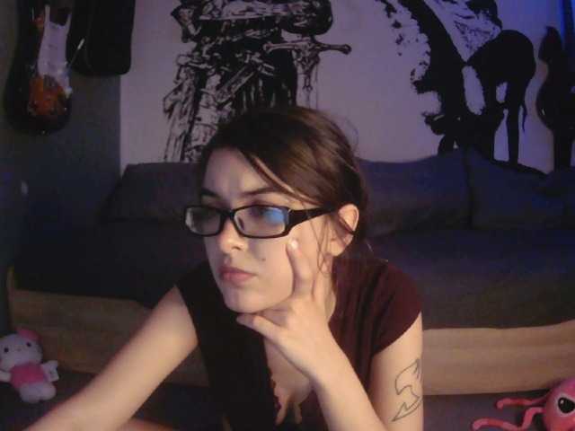 kitsun0ira live cam on BongaCams