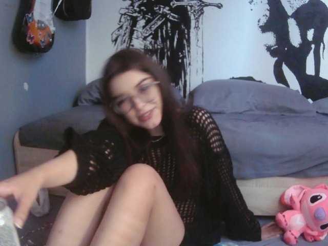 kitsun0ira live cam on BongaCams