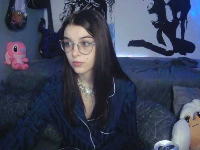 kitsun0ira live cam on BongaCams