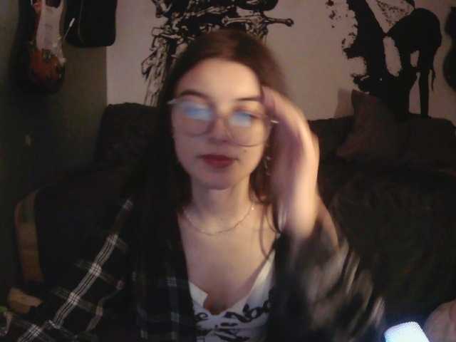 kitsun0ira live cam on BongaCams