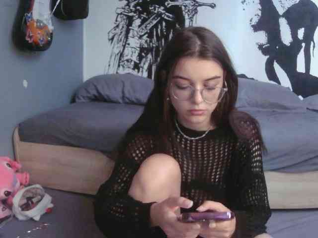 kitsun0ira webcam
