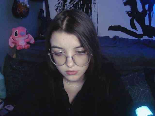 kitsun0ira webcam