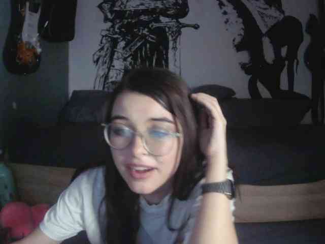 kitsun0ira webcam