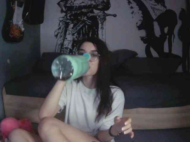 kitsun0ira webcam