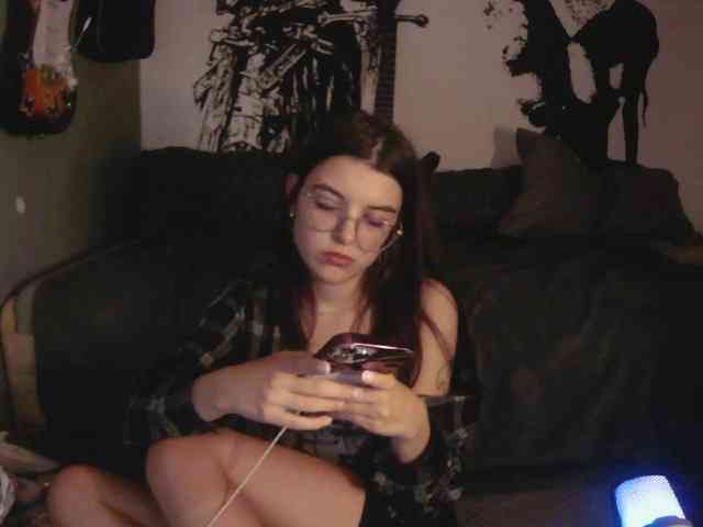 kitsun0ira webcam