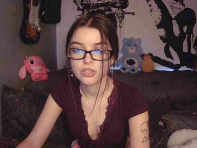 kitsun0ira webcam