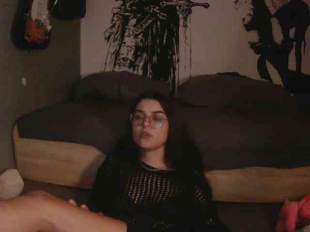 kitsun0ira webcam