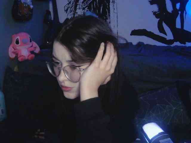 kitsun0ira webcam