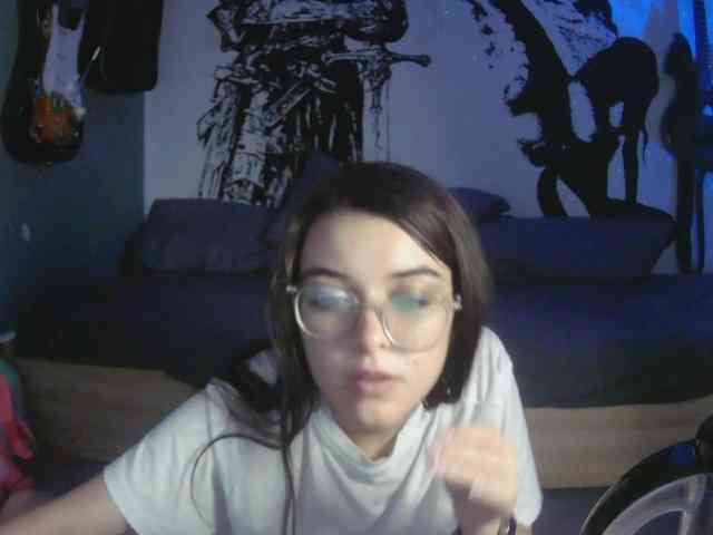 kitsun0ira Sex Cam Show