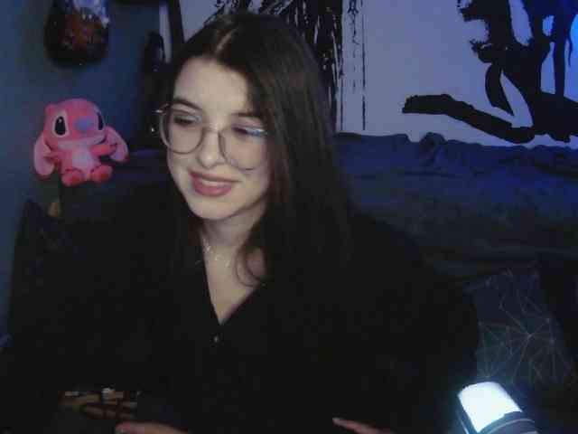 kitsun0ira webcam