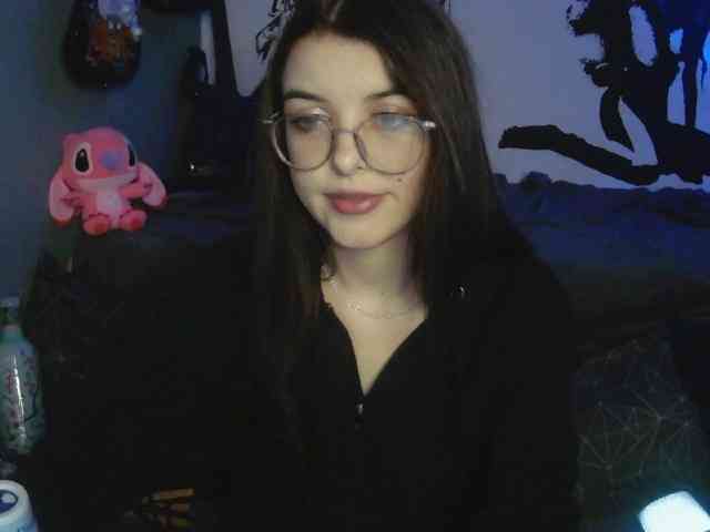 kitsun0ira webcam