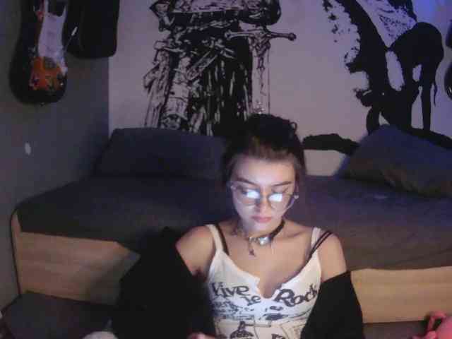 kitsun0ira Sex Cam Show