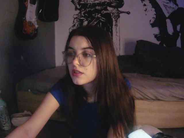 kitsun0ira webcam