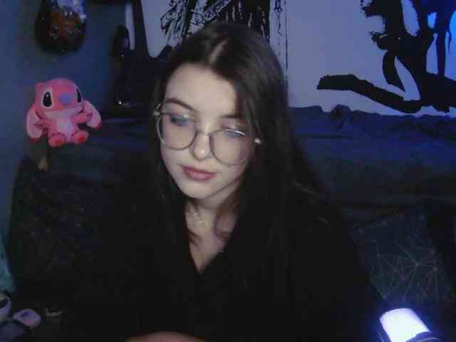 kitsun0ira webcam