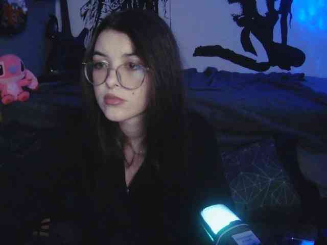 kitsun0ira webcam