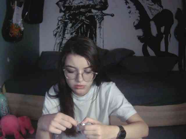 kitsun0ira webcam
