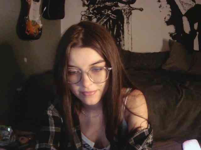 kitsun0ira webcam