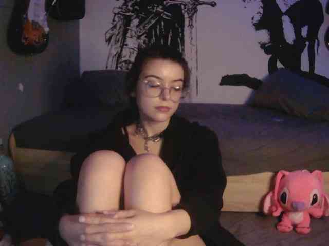 kitsun0ira webcam