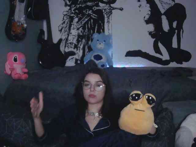 kitsun0ira webcam