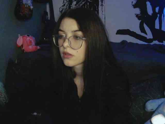 kitsun0ira webcam