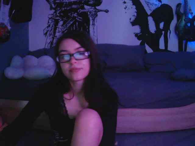 kitsun0ira webcam