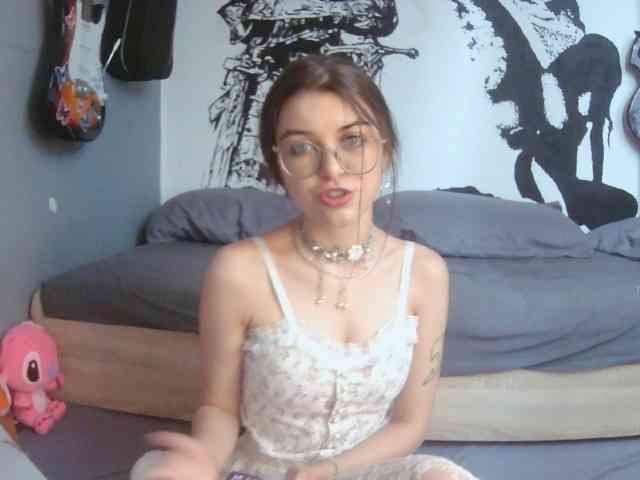 kitsun0ira webcam