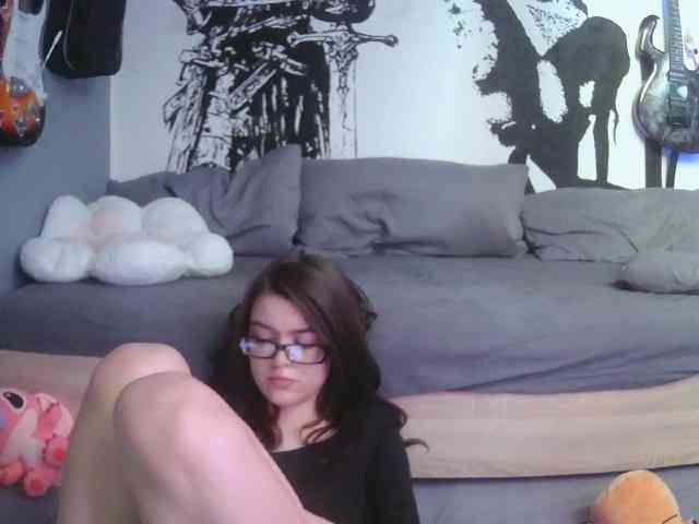 kitsun0ira webcam
