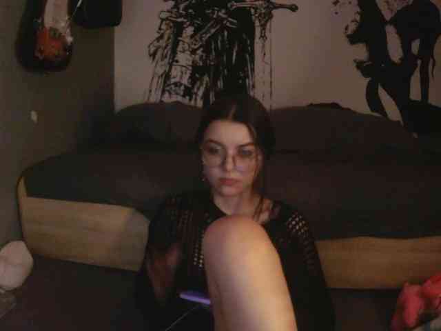 kitsun0ira webcam