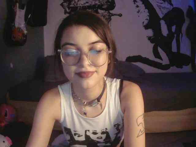kitsun0ira webcam