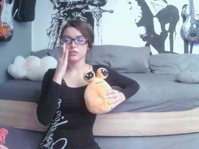kitsun0ira webcam