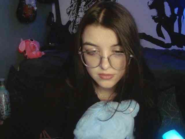 kitsun0ira webcam