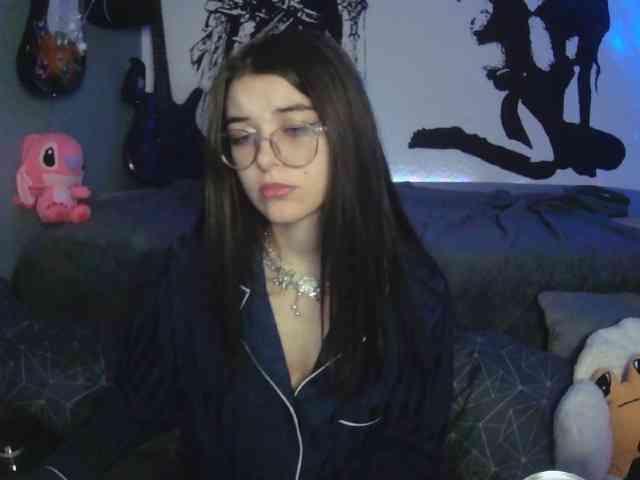 kitsun0ira webcam