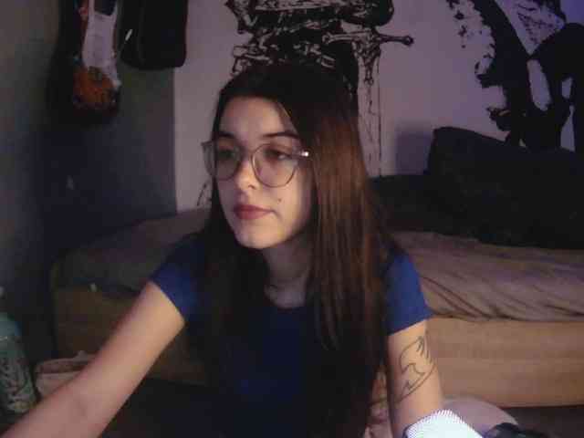 kitsun0ira webcam